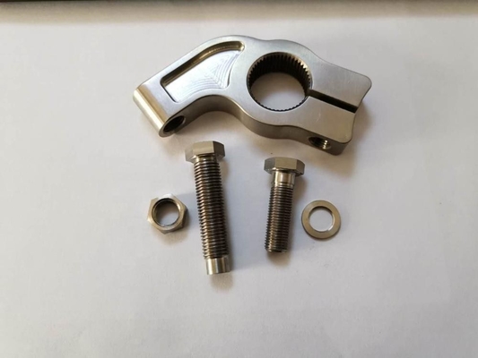 Universal Car Fitment 1-3/4&quot; Split Midget Torsion Stop Kit with 1&quot; Spline and ISO 9001 Certification in Billet Titanium